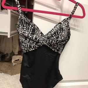 Miraclesuit bathing suit